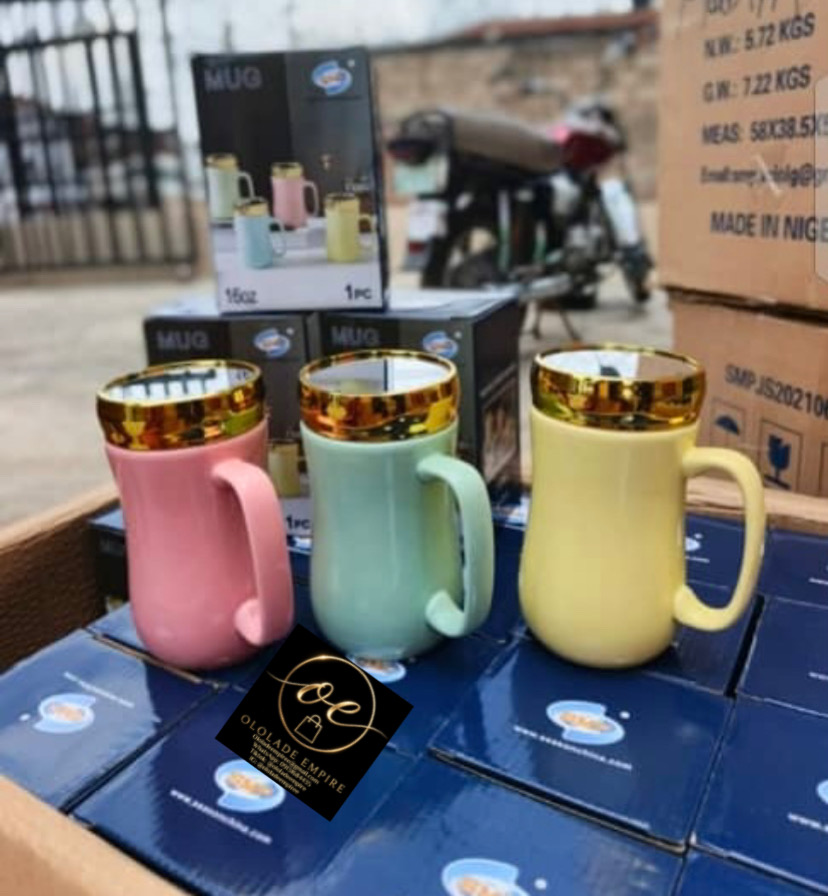 Ceramic Mug Set with Golden Lids